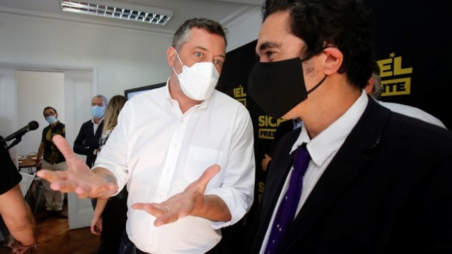Sichel busca dejar atrás la polémica por descolgados UDI: Recibió apoyo de Desbordes y Briones