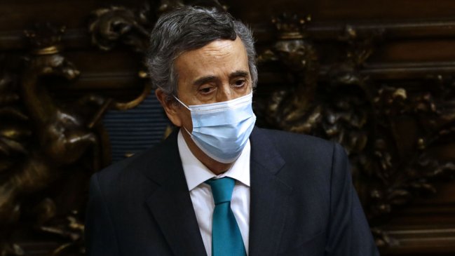 De la Maza: Algunos de Vamos por Chile se han ido a posiciones de extrema derecha y quieren que la Constituyente fracase