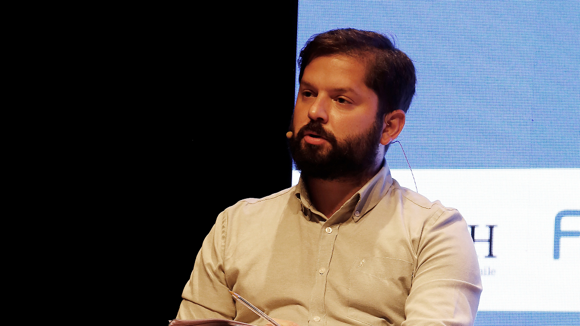 Gabriel Boric inició un aislamiento preventivo por presentar síntomas de Covid-19