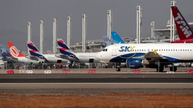  Cinco aerolíneas llegaron a acuerdo con el Sernac y devolverán dinero de tasas de embarque  