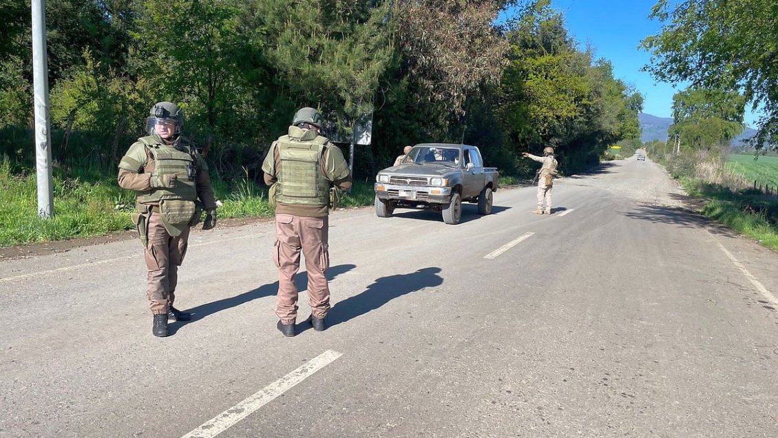 En pleno estado de excepción, encapuchados asaltaron a trabajadores de Cesfam de Ercilla