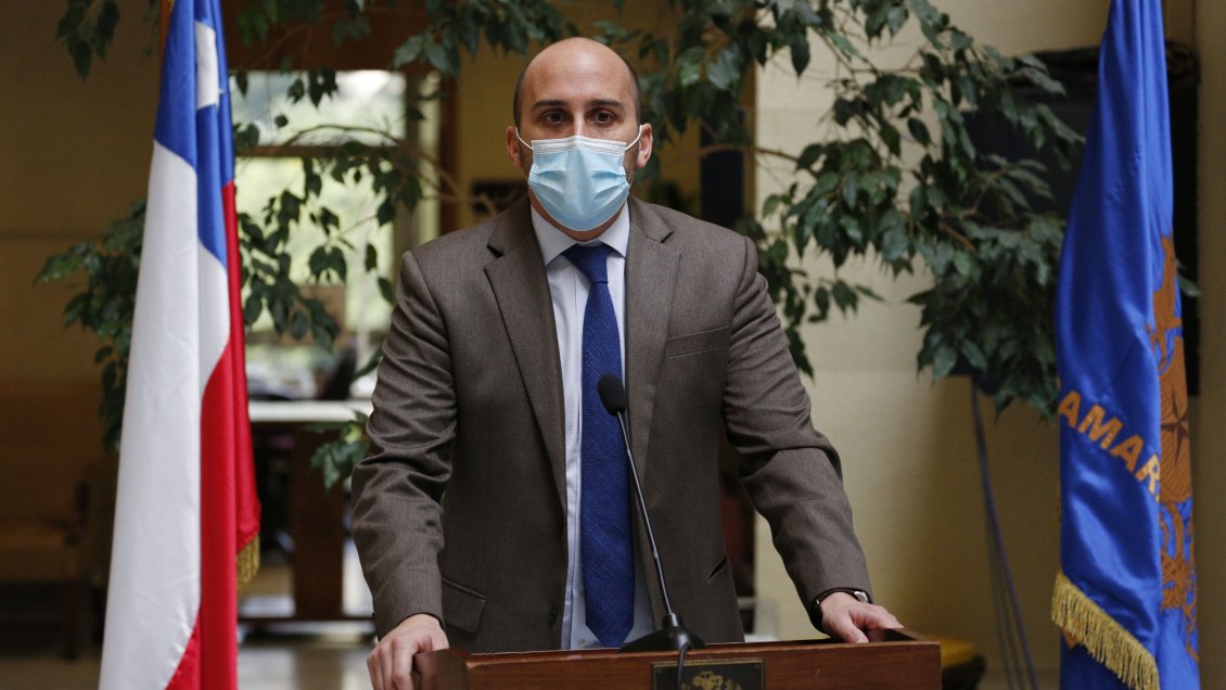 Diputado Longton sufrió una golpiza junto a su equipo de campaña en Villa Alemana