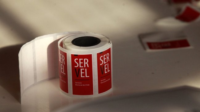 Servel publicó nómina final de vocales de mesa para el 21 de noviembre: Revisa si fuiste seleccionado