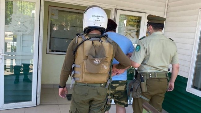 Riña terminó con hombre baleado y otro detenido por homicidio frustrado en Quillón