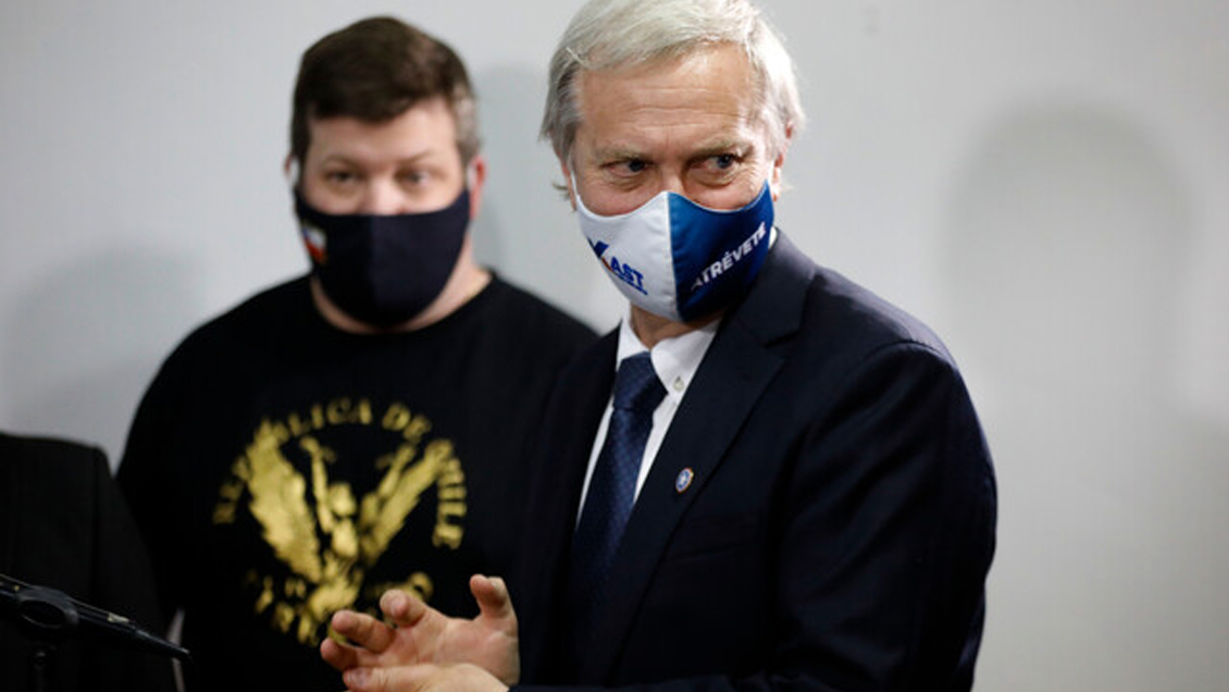 La sombra de Pinochet y el negacionismo se posó sobre la campaña presidencial tras dichos de Kast