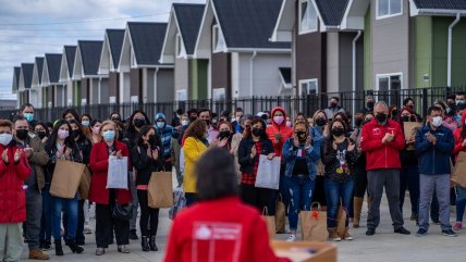   Punta Arenas: 84 familias recibieron las llaves de sus nuevas viviendas en el 