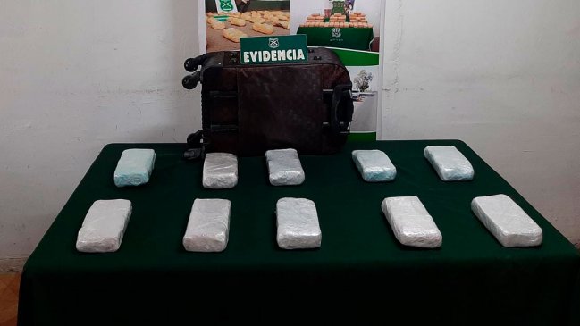 Incautan más de 23 kilos de droga en maletas al interior de un bus en Calama