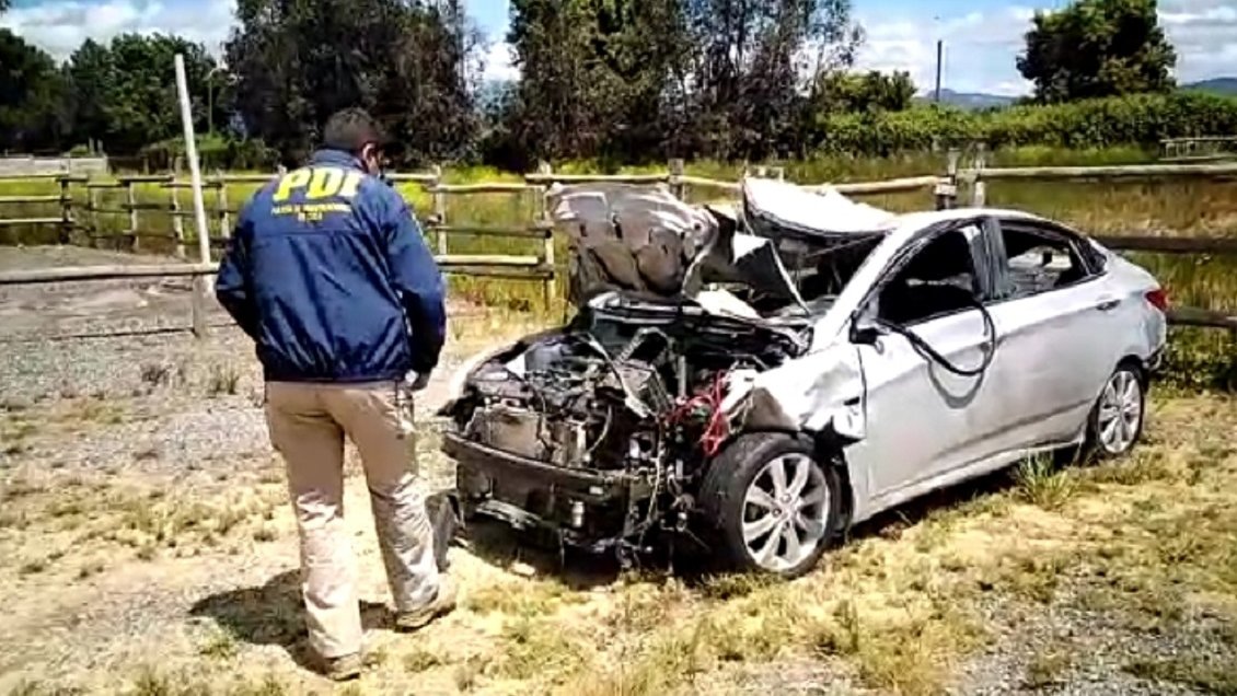 PDI investiga desaparición de mujer cuyó auto fue encontrado en un canal en San Clemente