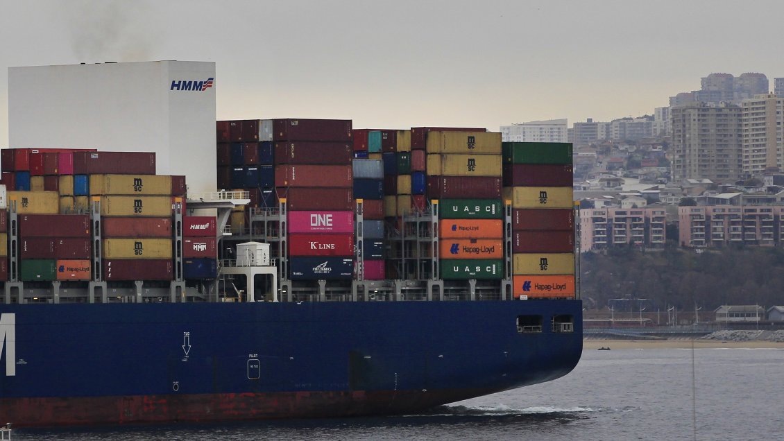 Puerto de Valparaíso aumenta su transferencia de carga y se aproxima a niveles pre pandemia