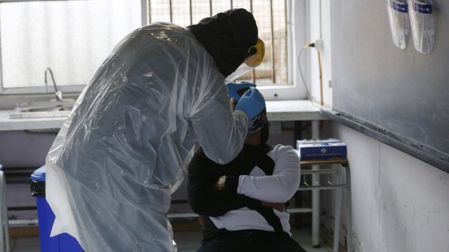 Santiago estable, el sur subiendo y Europa como epicentro mundial: Así está el Covid hoy