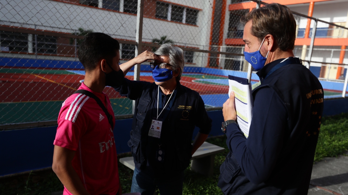 Por primera vez en 15 años, Venezuela realiza elecciones con observadores de la Unión Europea