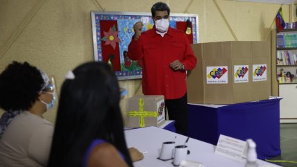  Nicolás Maduro votó en Caracas por las elecciones de Venezuela  