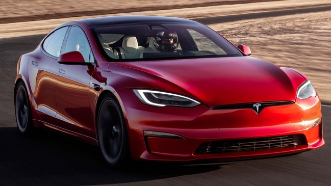 Tesla planea lanzar su buque insignia en China en 2022