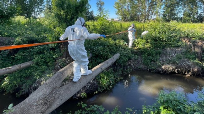 Detectives investigan hallazgo de cadáver de una mujer en San Carlos