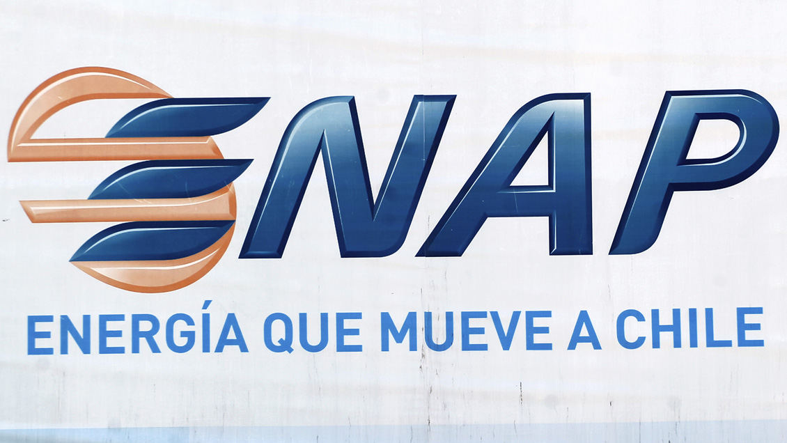 ENAP estudiará ampliar red de envasado de gas tras ingreso de municipios a la distribución