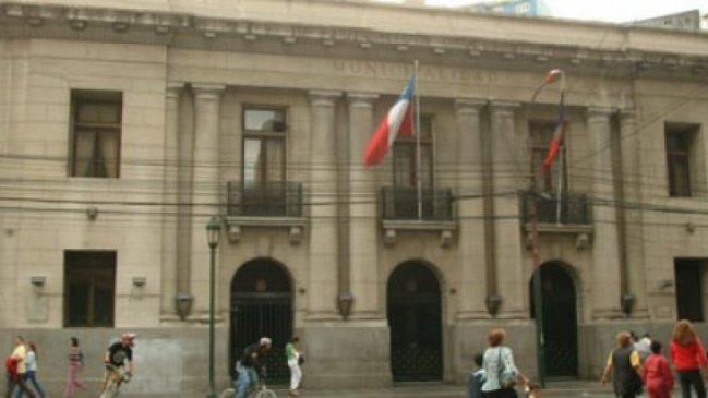   Valparaíso: Contraloría mantiene reparo millonario sobre actividades comerciales en liceos municipales 
