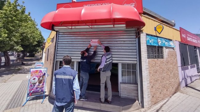  Detectan funcionamiento irregular de un restorán y una residencial en Chillán  