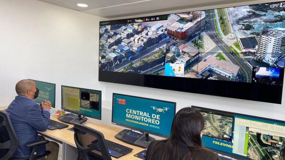 Pantallas de alta resolución y monitoreo de 4 drones: Inauguran central de televigilancia en Tarapacá