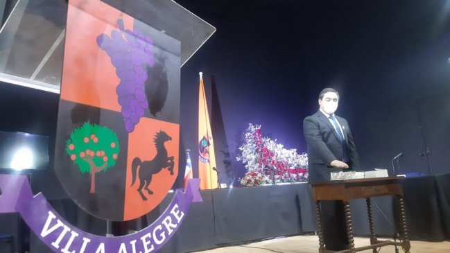  Alcalde de Villa Alegre se querelló por 4.000 millones de pesos contra administración anterior  