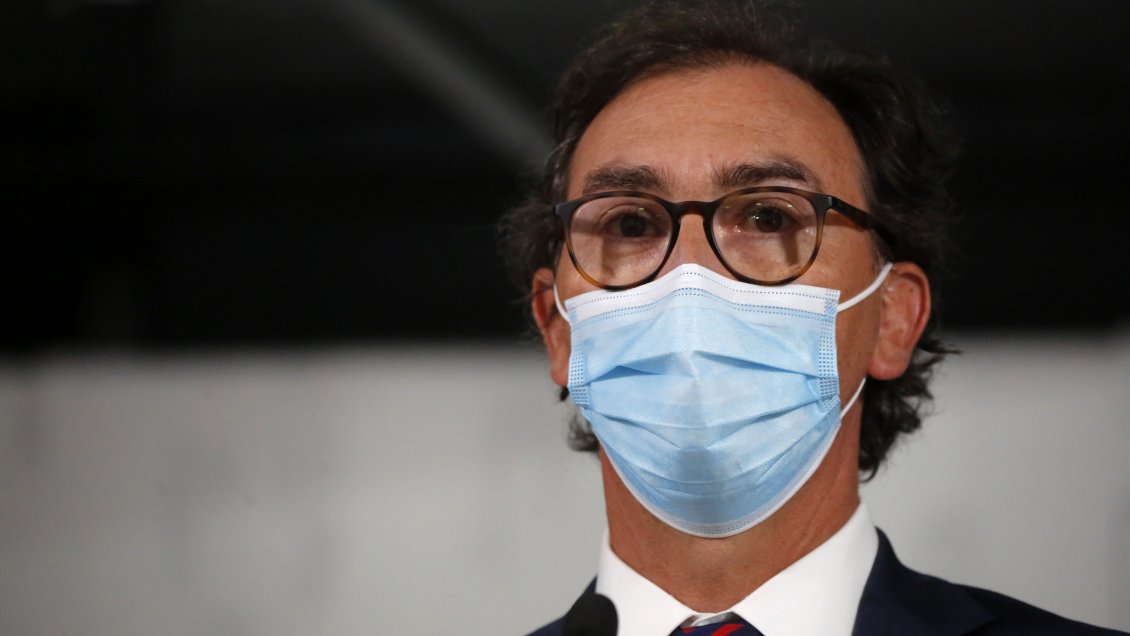 Ministro Figueroa apoya el 