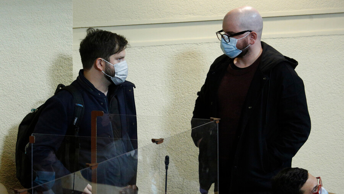 Boric y Jackson pidieron permiso sin goce de sueldo a la Cámara hasta el balotaje