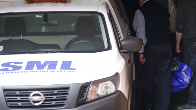 Once días después, los deudos de la tragedia de Cerro Navia aún no reciben los cuerpos