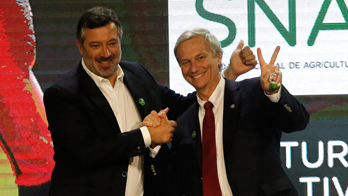 Tras conversar con Kast, Sichel comprometió su voto 