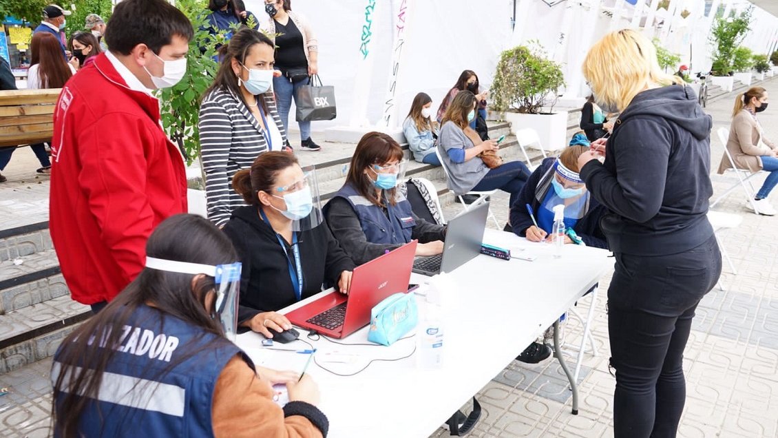 Minsal bloqueó 71 mil pases de movilidad por no tener refuerzo Covid en el Maule
