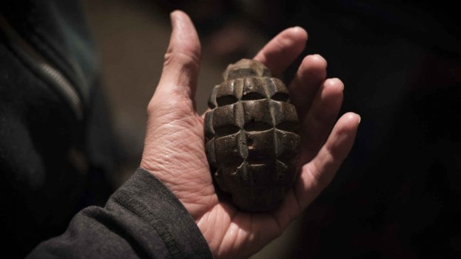 Sujetos fueron detenidos por presunto tráfico de armas en La Araucanía: Carabineros decomisó una granada