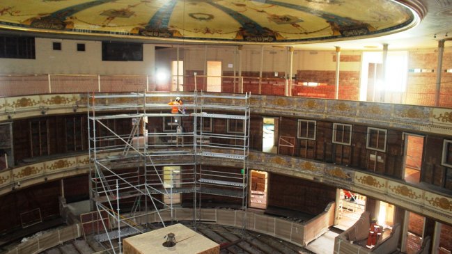  Avanza restauración del emblemático Teatro Municipal de Iquique  