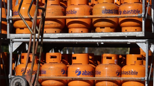 Parlamentarios y alcaldes DC piden al Gobierno impulsar la venta municipal de gas