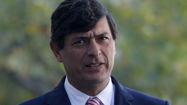 Presidente del partido de Parisi y 