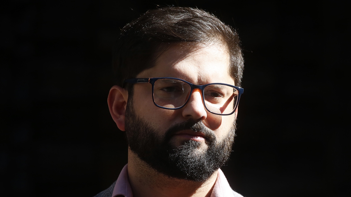 Seremi impone multa a Boric por faltas al protocolo en el lanzamiento de su programa