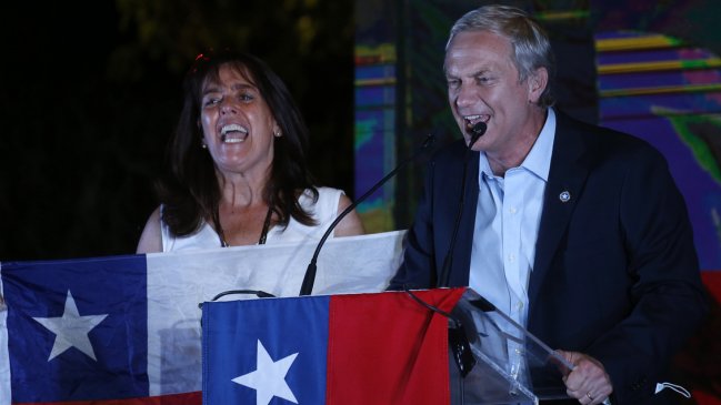 Kast cerrará su campaña con show musical en el Parque Araucano