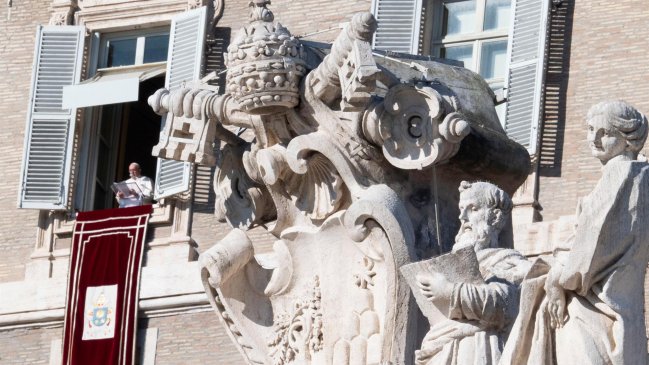 El papa cumple 85 años en plena forma tras su operación