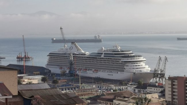 Tras 21 meses recaló en Coquimbo primer crucero internacional