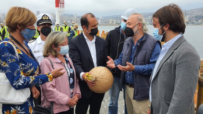 Alcalde de Valparaíso invitó a Gabriel Boric al show pirotécnico de Año Nuevo