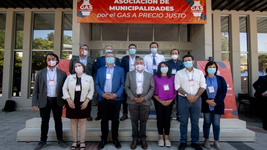 Alcaldes conformaron oficialmente la Asociación de Municipalidades por el gas a precio justo