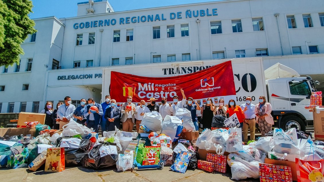 Ñuble regaló más de mil juguetes para niños y niñas de familias damnificadas de Castro
