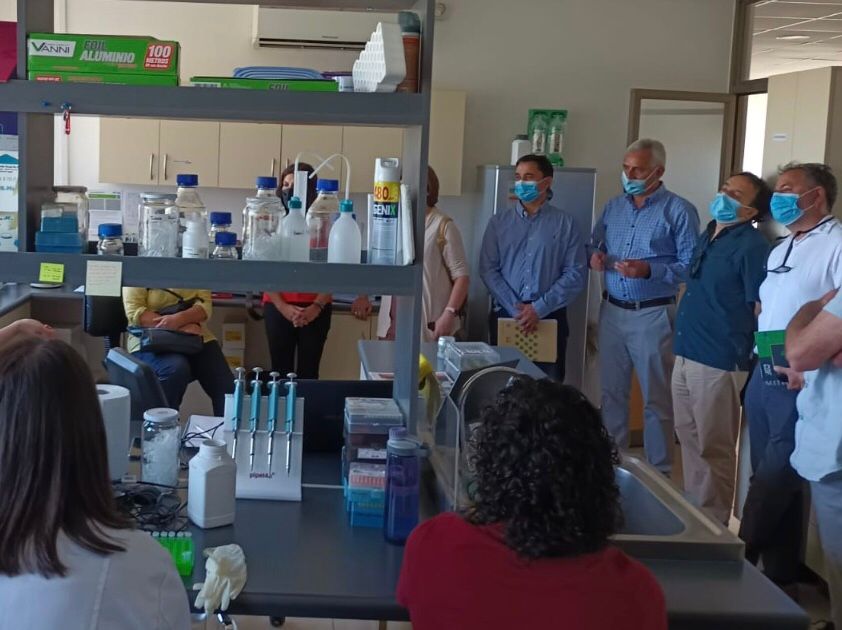 Rengo: GORE compromete apoyo para fortalecimiento del Centro de Estudios en Fruticultura