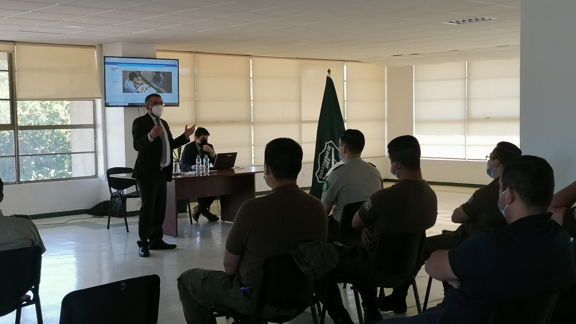 Defensoría capacitó a Carabineros de La Araucanía sobre casos de inocentes que fueron privados de libertad