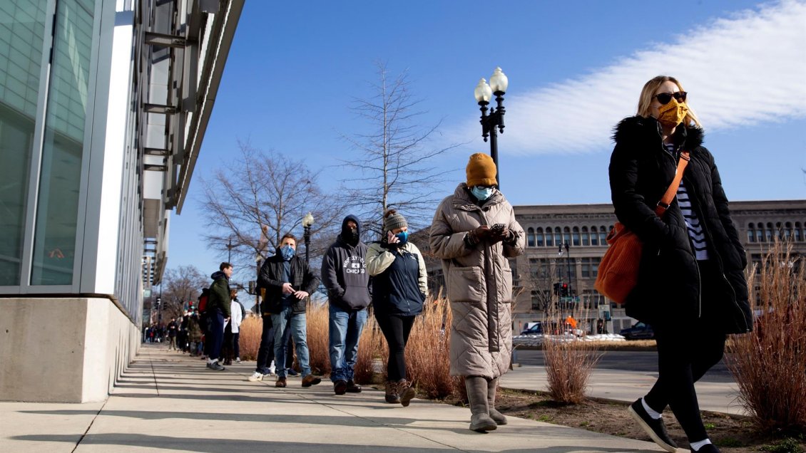 Variante de ómicron ya está presente en 110 países y duplica sus casos cada 2 a 3 días