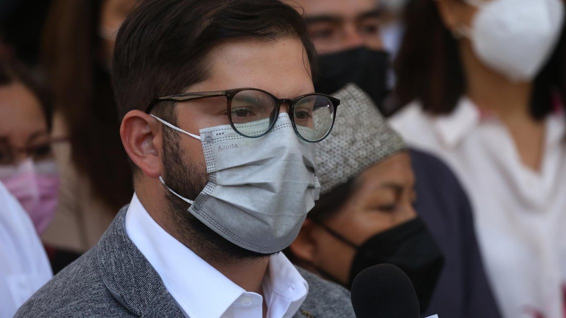 Fondos de Pensiones: Grupo Sura desmiente que llegada de Boric amenace su negocio en Chile