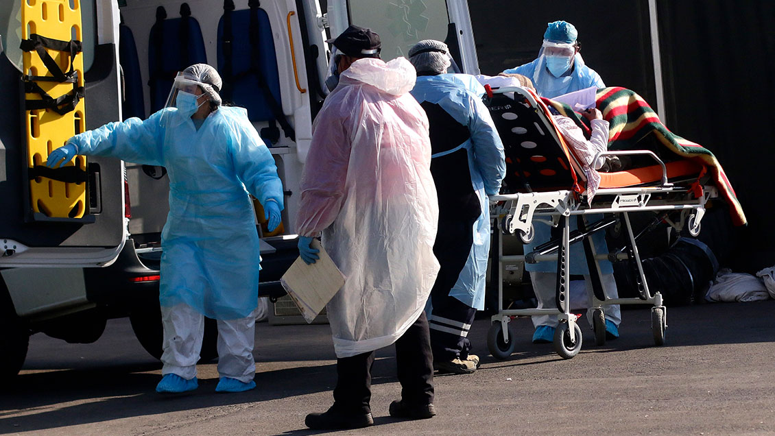 Denuncian a municipio de Concepción de no pasar a planta a más de 200 trabajadores de la salud