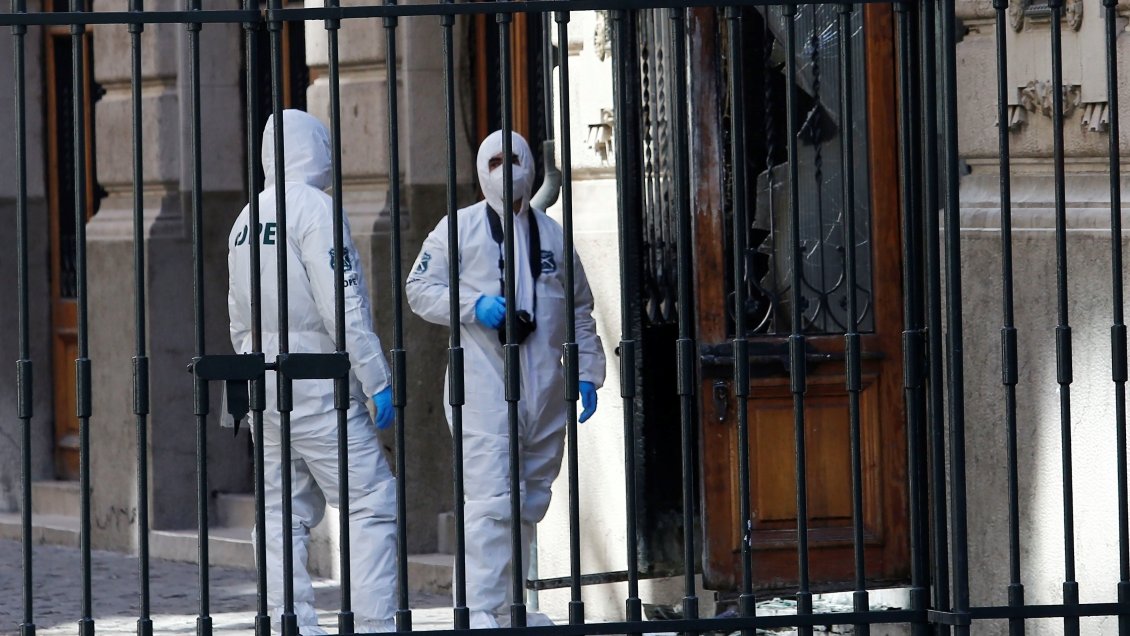 Artefacto explosivo detonó en oficinas de Gendarmería