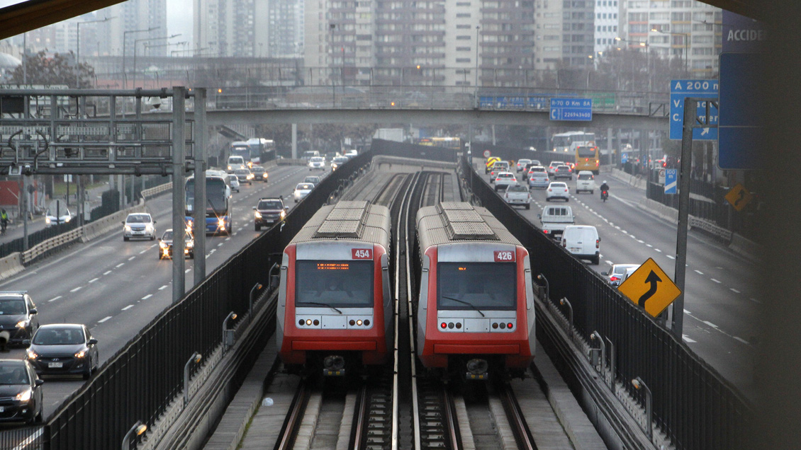 Metro mantuvo cerradas todas las estaciones de la Línea 4A