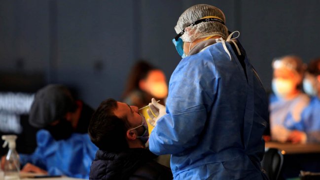 Argentina acorta aislamiento para vacunados al confirmar tercera ola de Covid-19