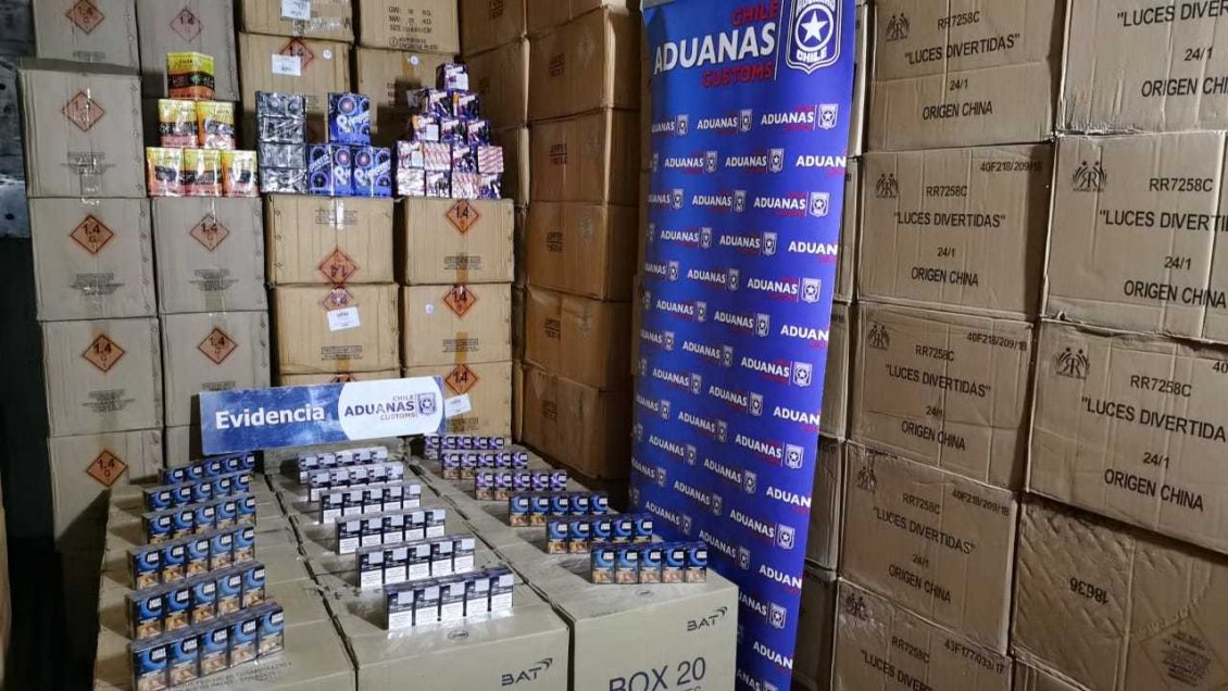 Miles de fuegos artificiales y cigarrillos de contrabando fueron detectados en el Paso Cardenal Samoré