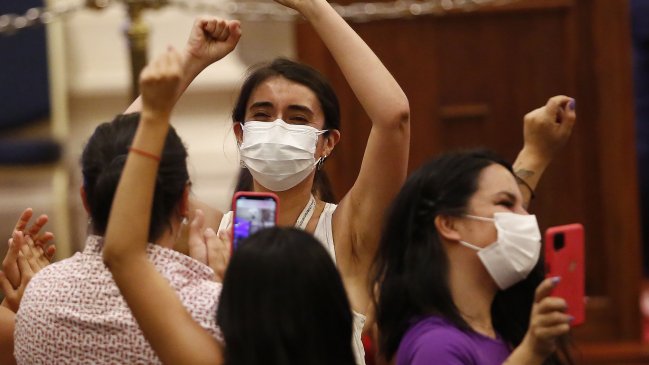 Orgullo regional: Maule celebra la elección de Quinteros como presidenta de la Convención