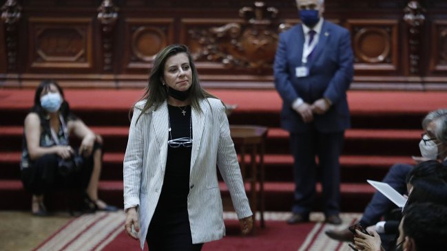 Seremi de Salud abrió sumario contra Marinovic por no usar la mascarilla durante sesión de la Convención